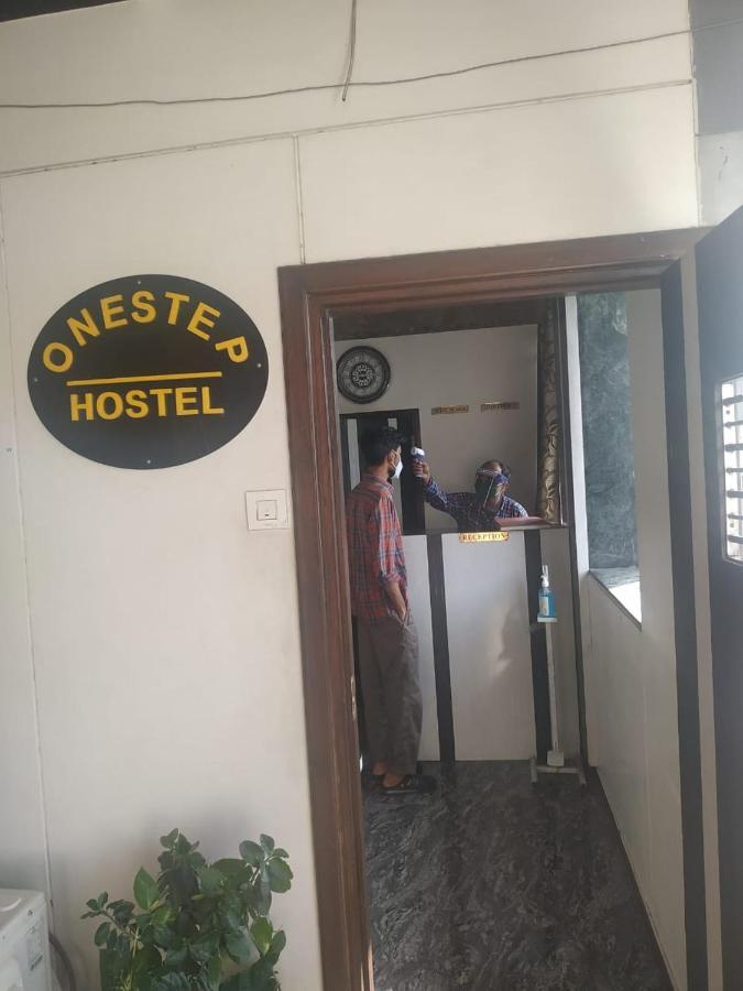 One Step Hostel 뭄바이 외부 사진